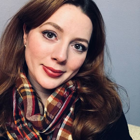 Meet your Posher, Julia - Picture 1 of 1